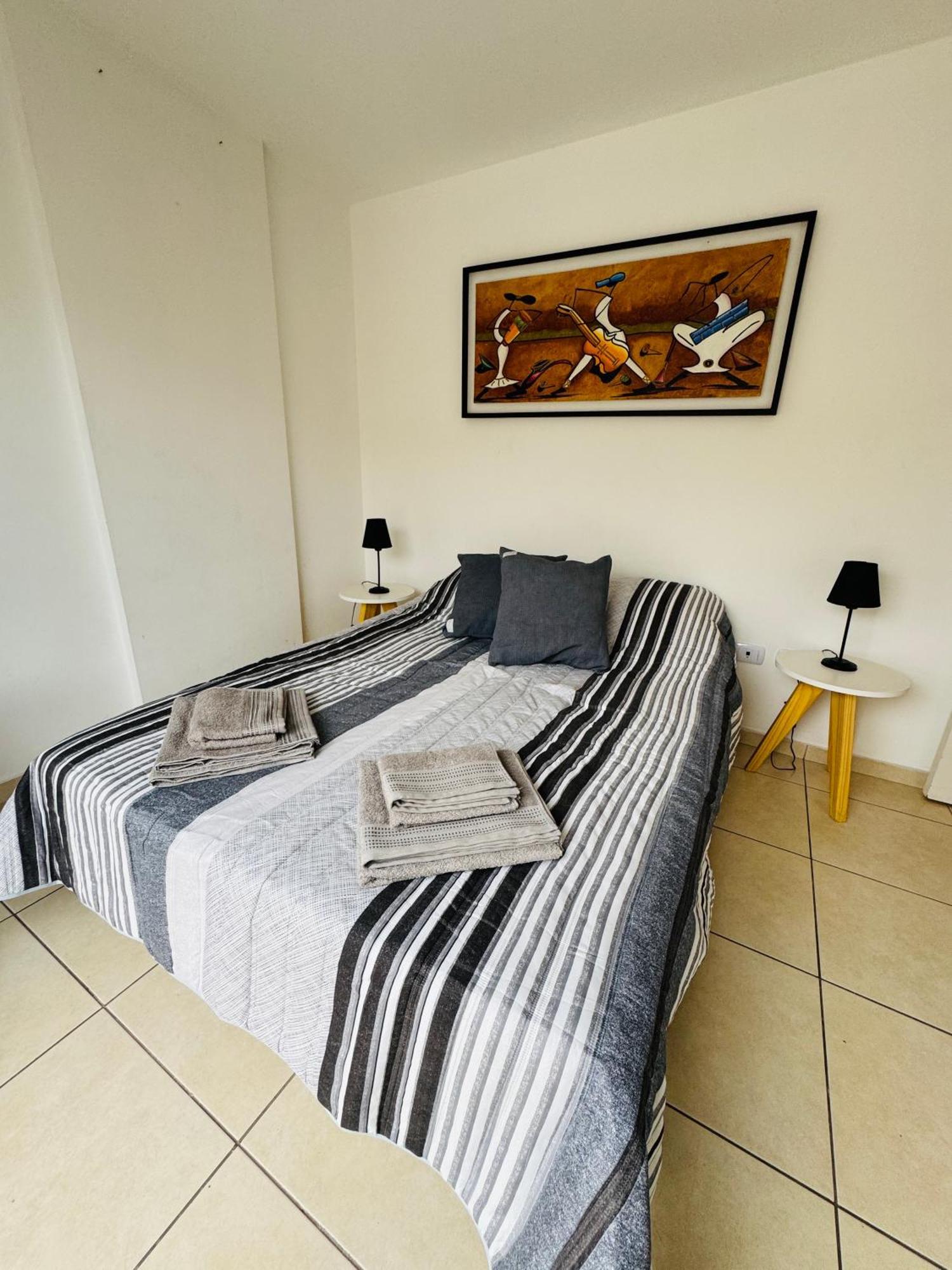 Apartment Lujoso - Amplio Con 1 Dorm - Balcon - Pileta - Asador - Terraza *